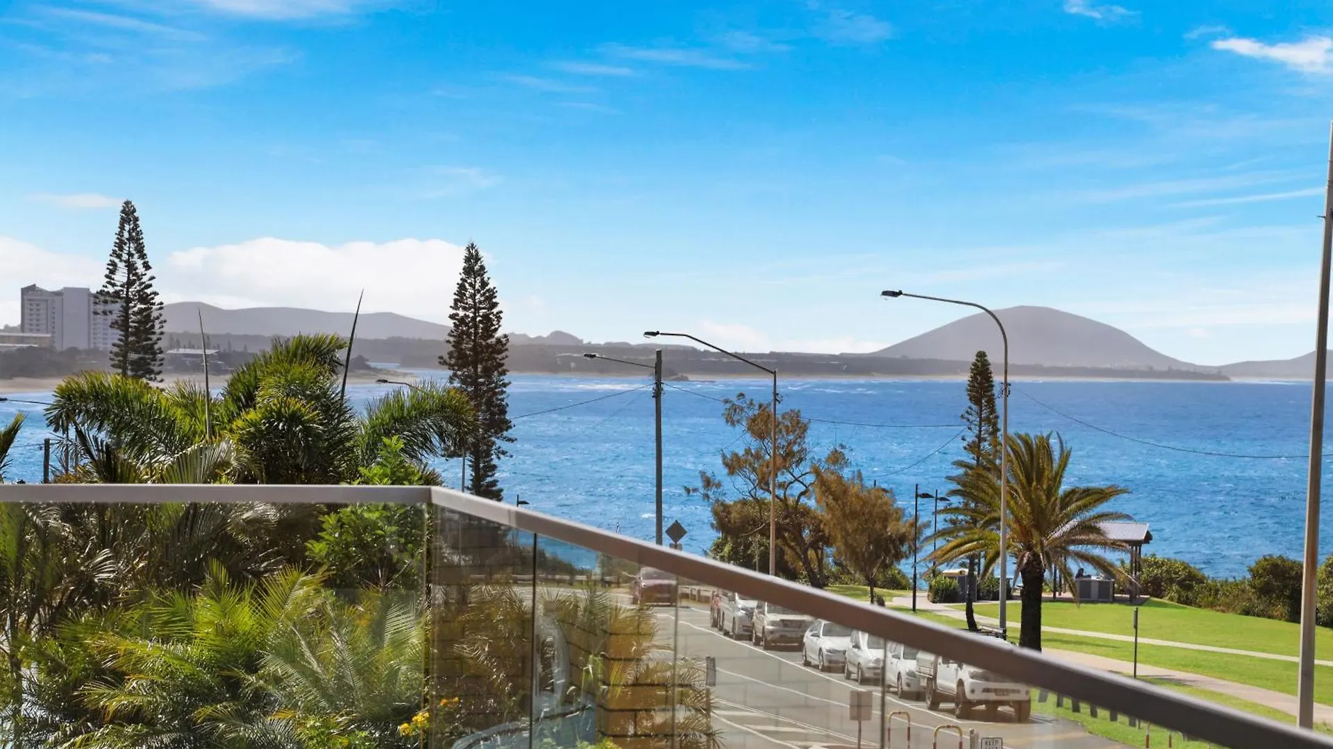 Elysee Beachside Apartments Alexandra Headland